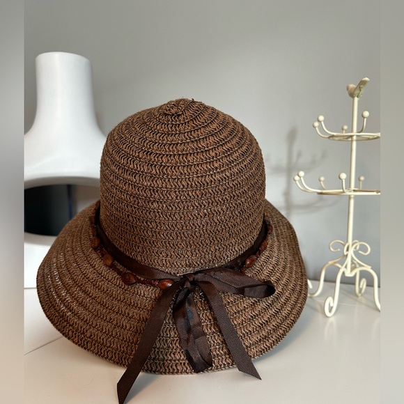 Women’s Summer Hat 👒 - Picture 2 of 3